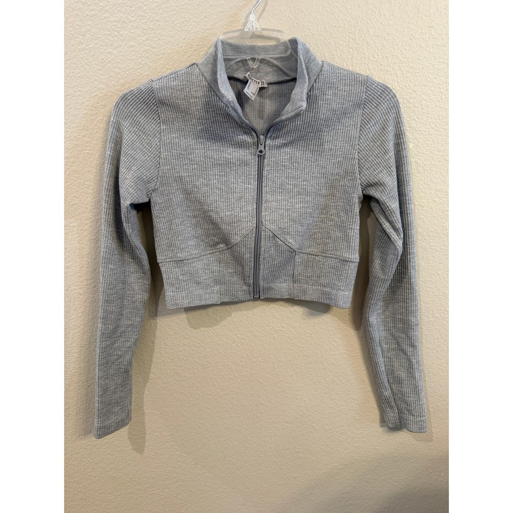 Forever 21 Grey Ribbed Cropped Zip Up Jacket Women's Size Medium‎